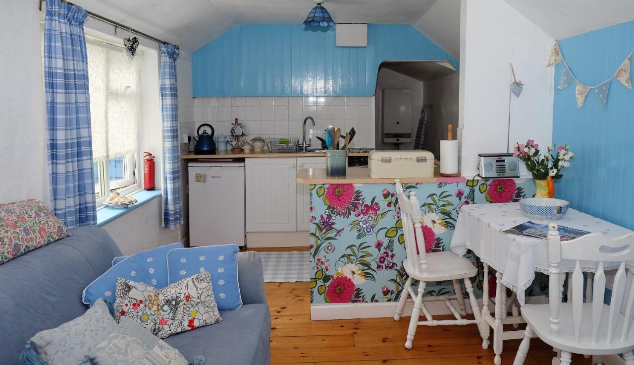 Wellspring Cottage Nr Kynance Cove Lizard Bagian luar foto