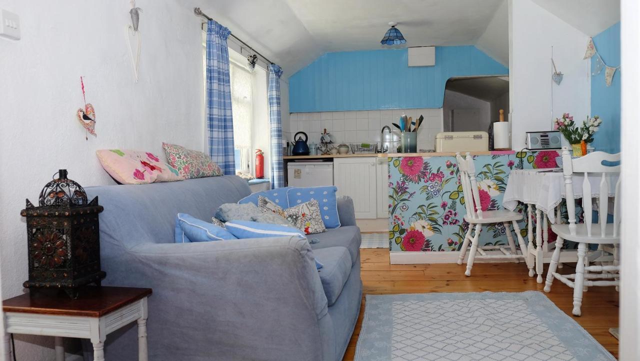 Wellspring Cottage Nr Kynance Cove Lizard Bagian luar foto