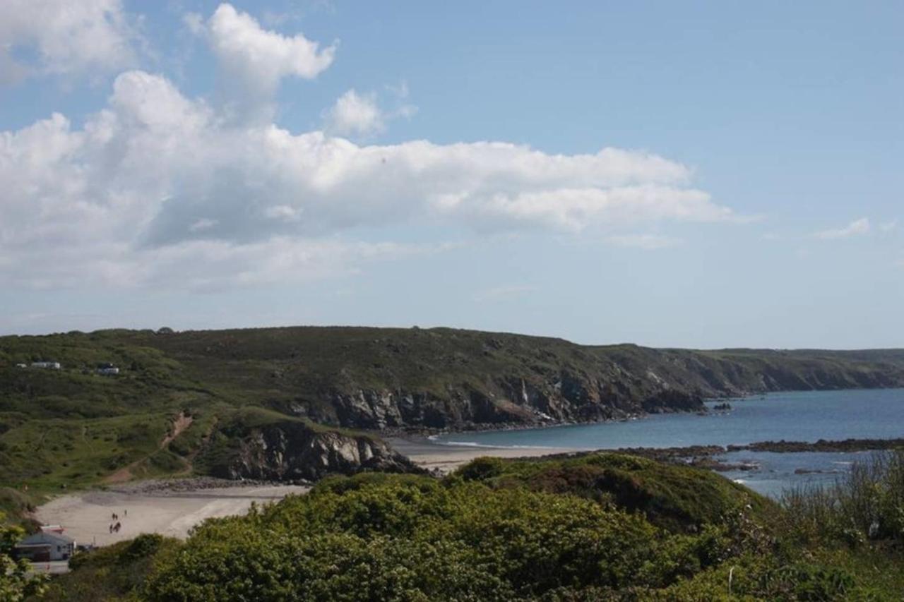 Wellspring Cottage Nr Kynance Cove Lizard Bagian luar foto